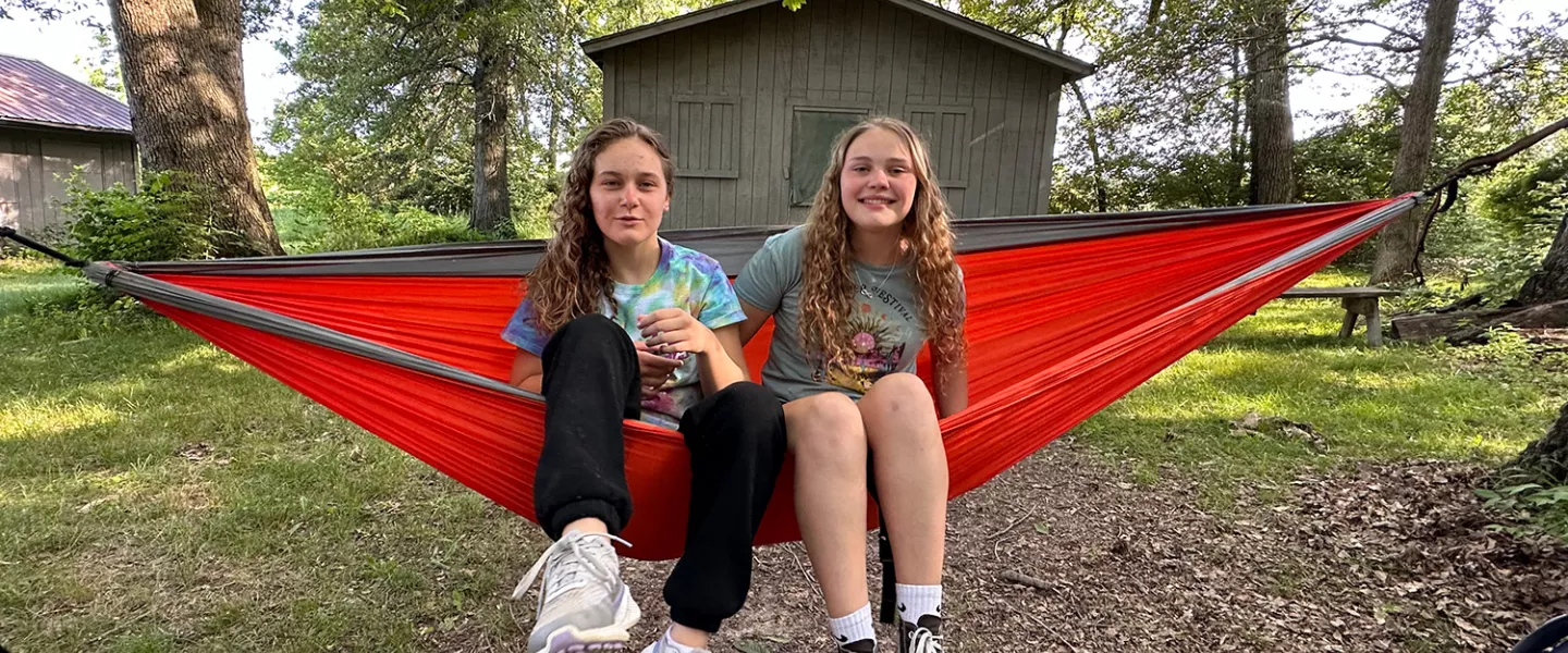 Cabinmates Hang Together 